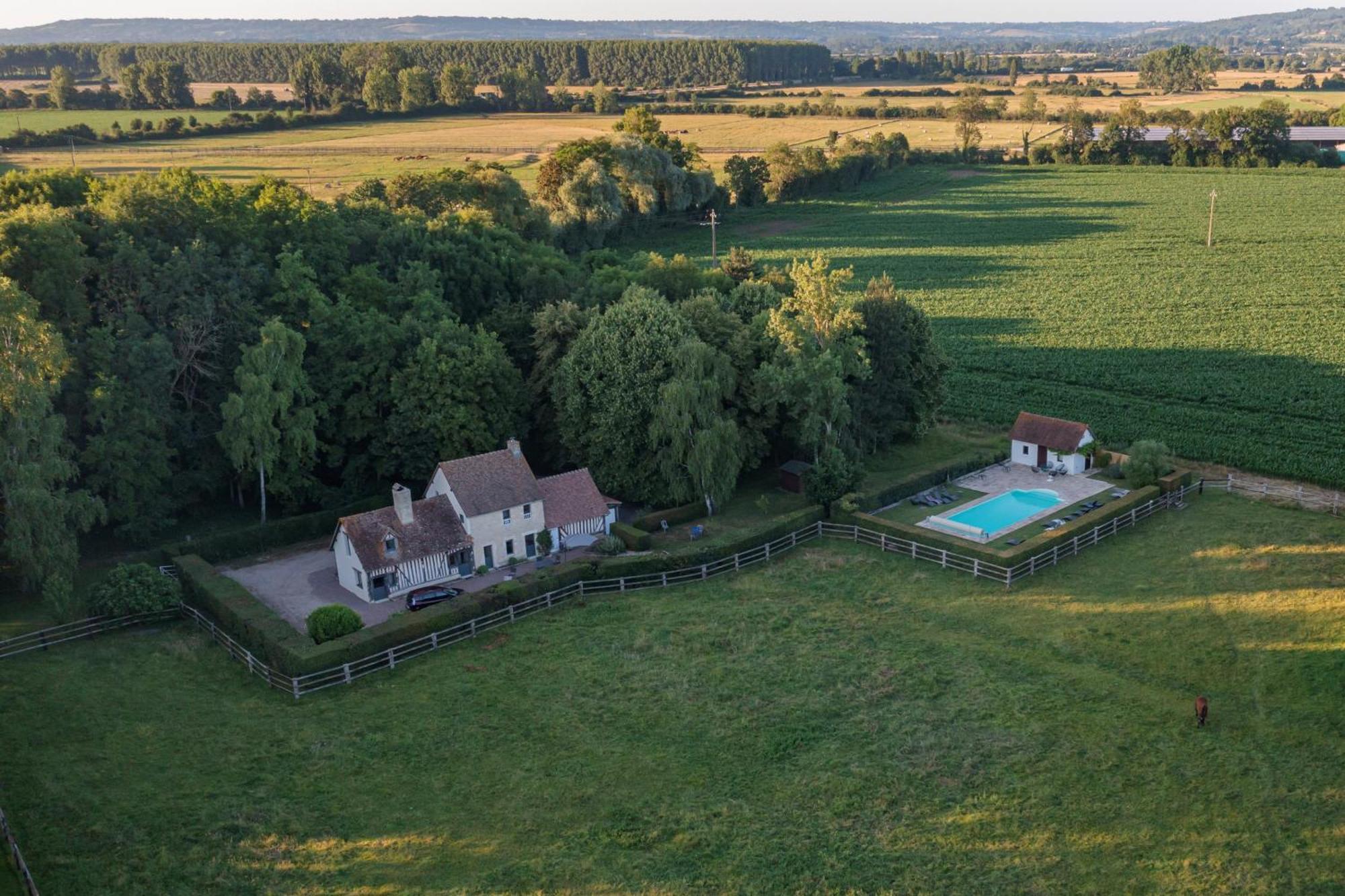 La Maison Corniere Bieville-en-Auge Exteriér fotografie